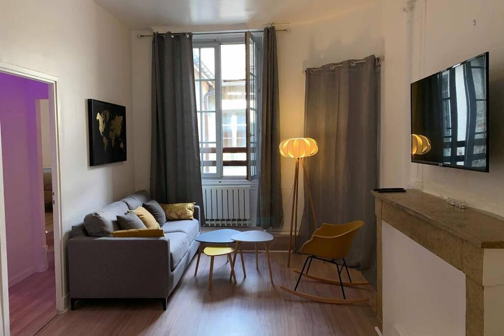 T2 Centre Historique☆☆☆Meuble De Tourisme 3Etoiles Apartment Chambery Ngoại thất bức ảnh